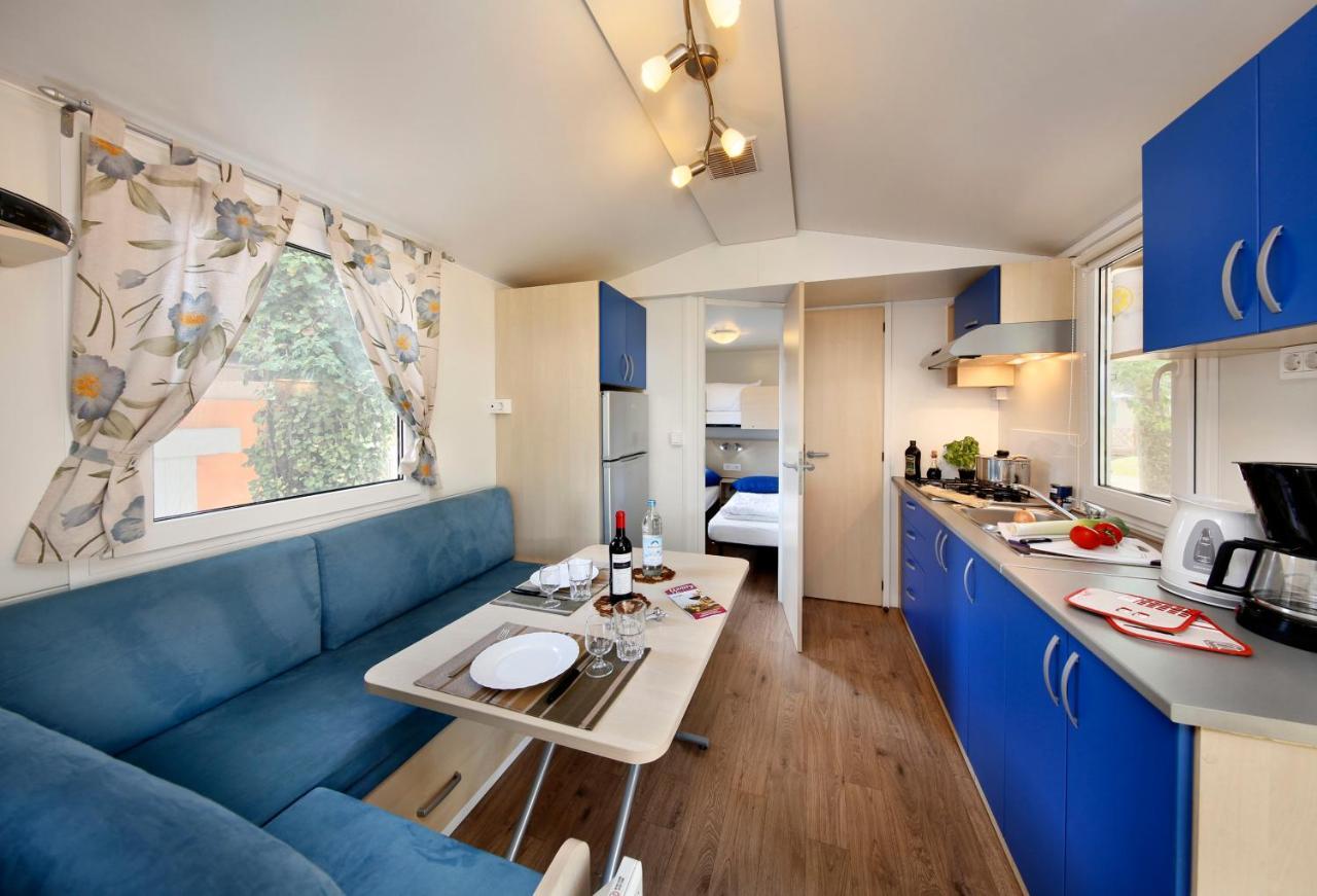 Albatross Mobile Homes On Valamar Camping Lanterna Tar-Vabriga Exterior foto